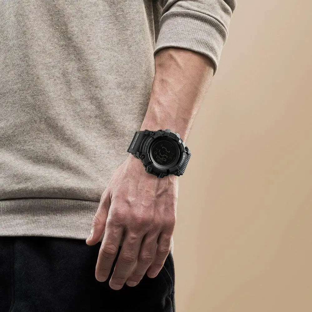Montre homme sport militaire avec baromètre et boussole