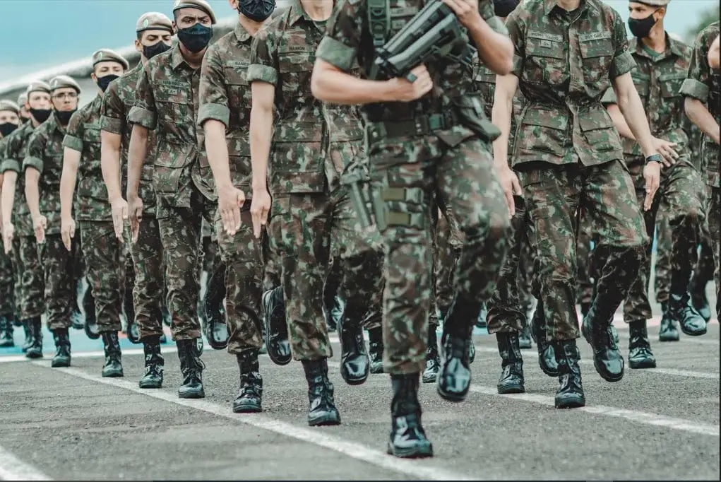 quelle-différence-entre-un-regiment-et-un-bataillon