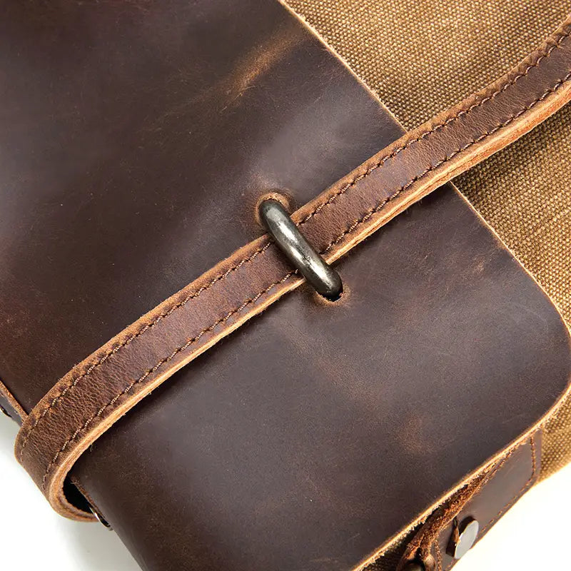 Sacoche militaire cuir
