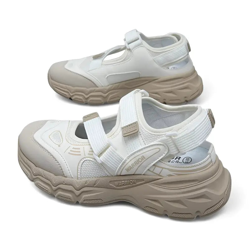 Sandales fermées randonnée femme