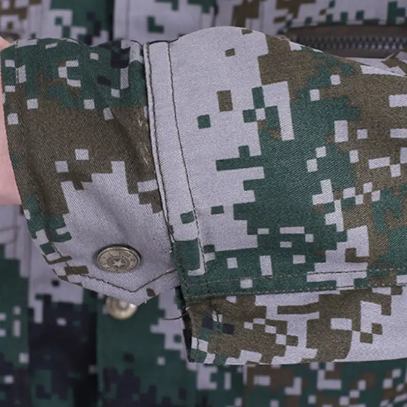 Treillis vêtement militaire