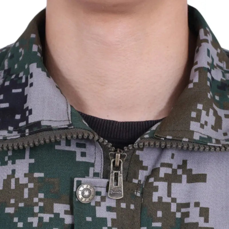 Treillis vêtement militaire
